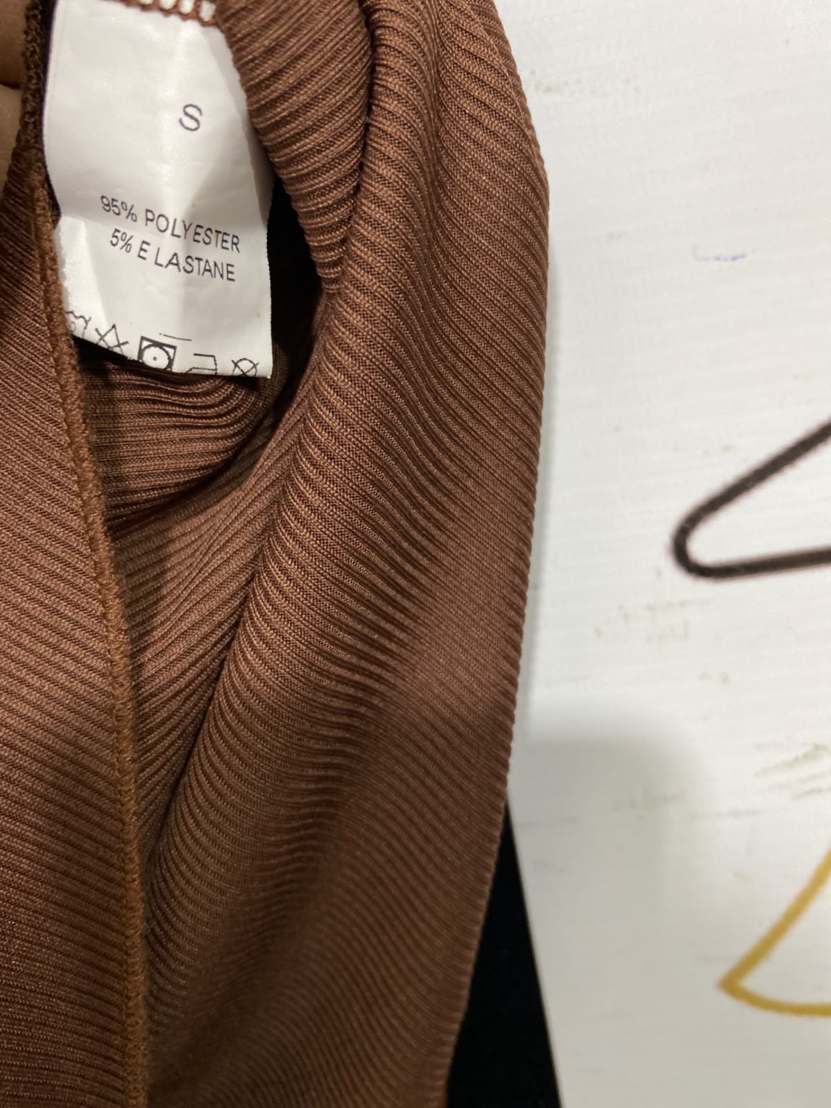 |S| BUST 15| A35| BROWN RIBBED COWL-NECK ASYMMETRIC LONG-SLEEVE TOP