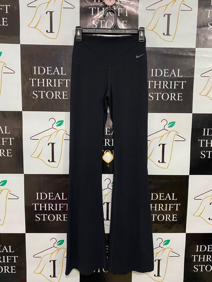 NIKE |S| WAIST 22| A35| BLACK HIGH-RISE SWOOSH FLARED ACTIVEWEAR YOGA PANTS