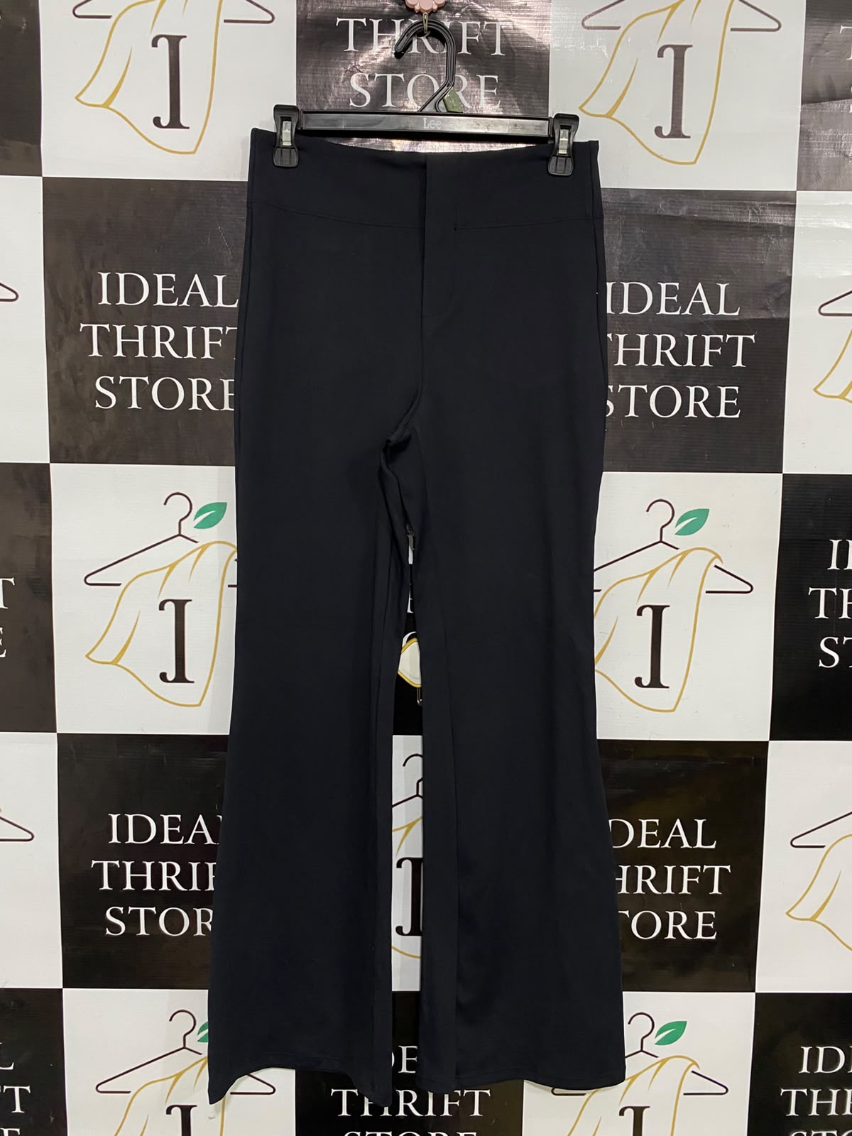 |S| WAIST 26| A35| BLACK HIGH-RISE STRUCTURED FLARED TROUSERS