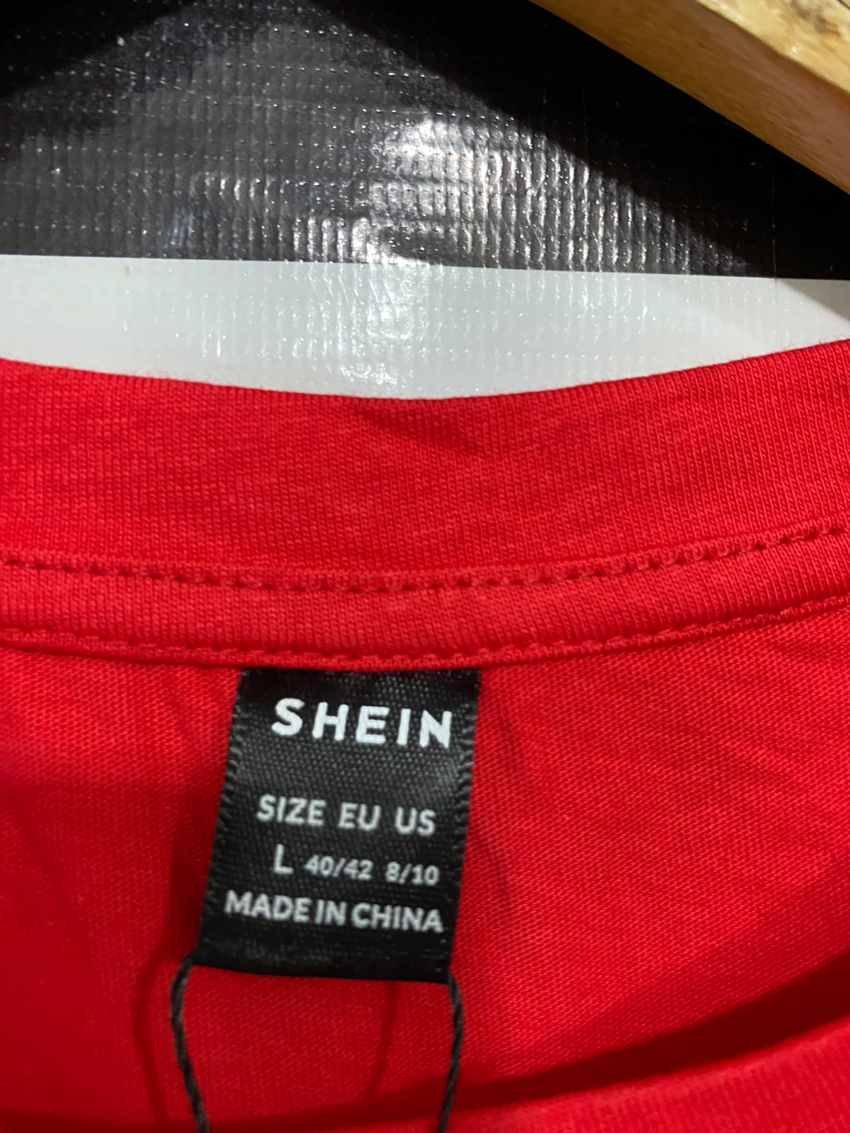 SHEIN |L| BUST 19| A35| RED BASIC SLEEVELESS CROP TANK TOP