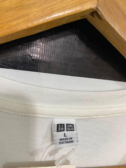 UNIQLO |L| BUST 19| A35| WHITE CREW-NECK BASIC COTTON SHORT-SLEEVE T-SHIRT