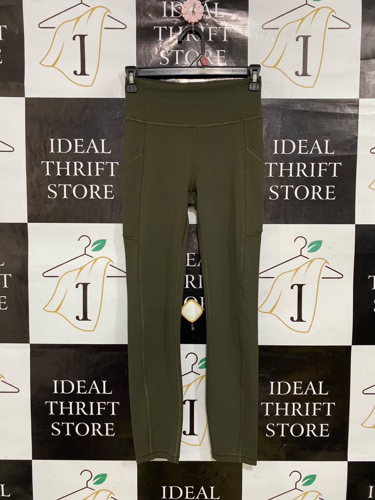 LULULEMON |XS| WAIST 23| OLIVE GREEN HIGH-WAISTED PERFORMANCE ACTIVEWEAR LEGGINGS WITH SIDE POCKETS