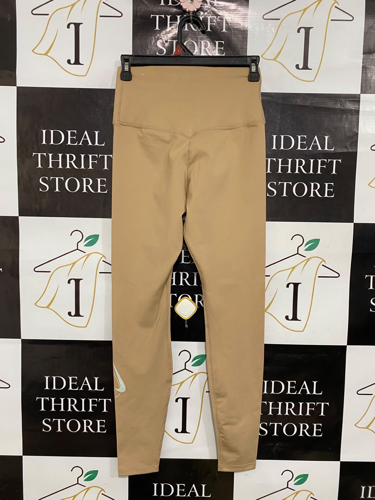 NIKE |S| WAIST 24| A36| BEIGE HIGH-WAISTED PERFORMANCE STRETCH LEGGINGS WITH SWOOSH LOGO