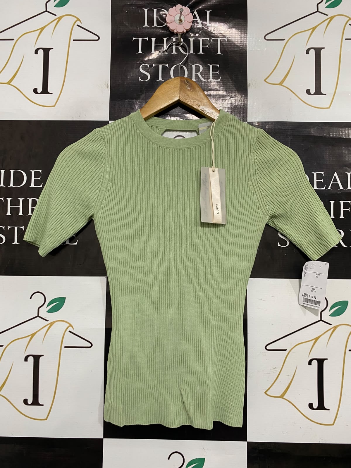 GUESS |XS| BUST 12| A36| SAGE GREEN RIBBED SHORT-SLEEVE FITTED TOP