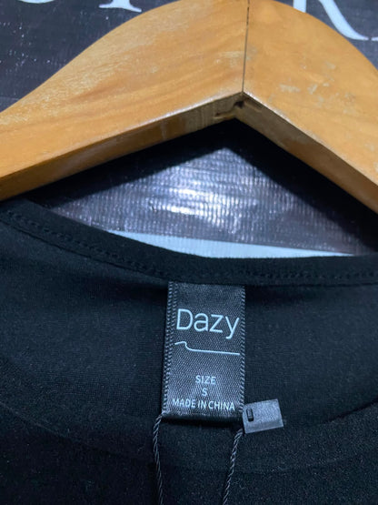 DAZY |S| BUST 14| A36| BLACK CREW-NECK LONG-SLEEVE FITTED CROPPED TOP
