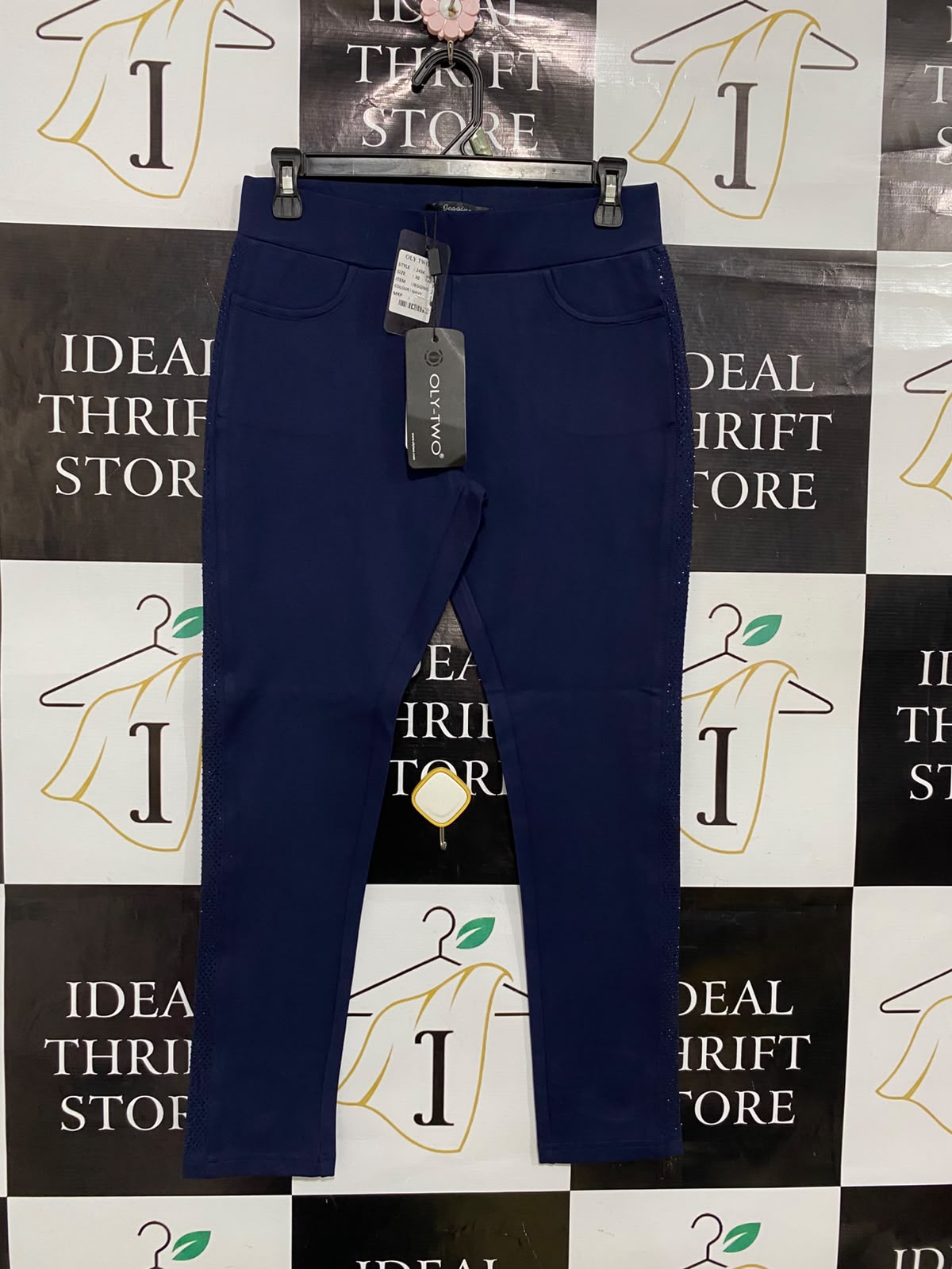 OLY TWO |M| WAIST 28| A36| NAVY BLUE PERFORMANCE-STRETCH SIDE-STRIPE LEGGINGS