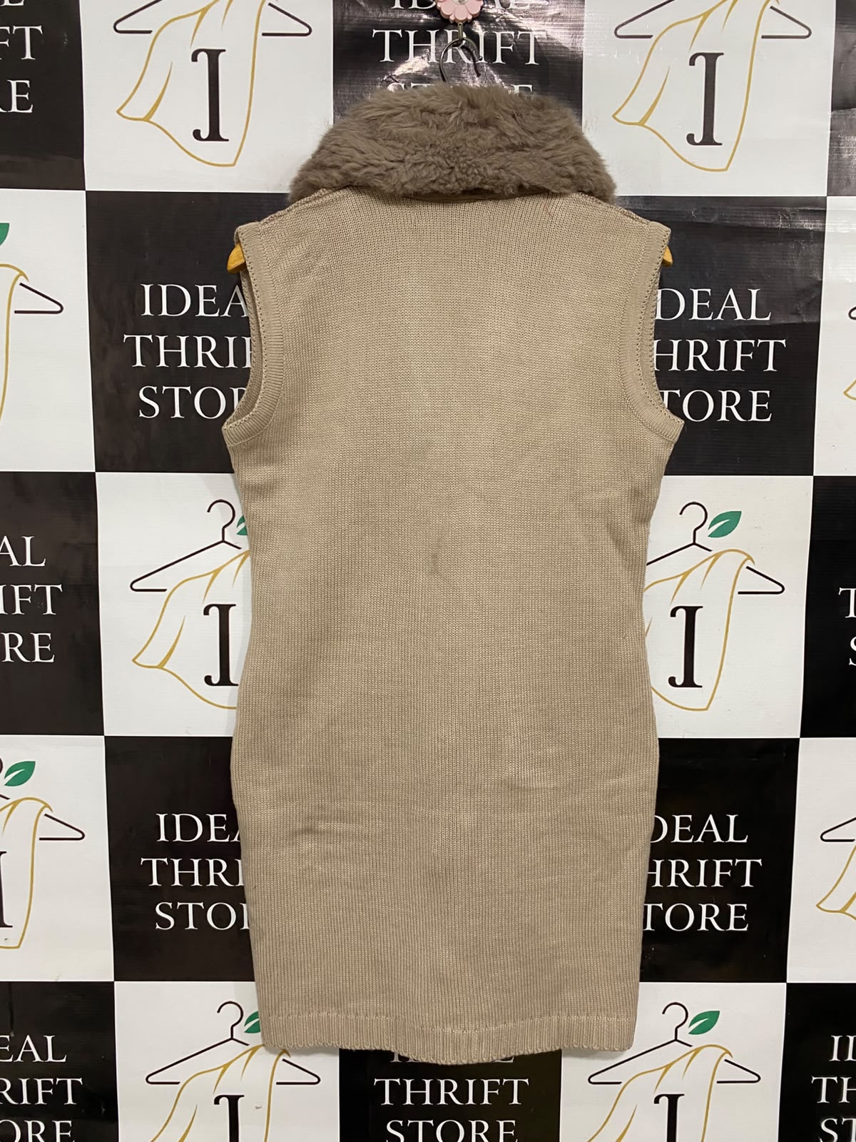 LIZA |M| BUST 19| A36| BEIGE FAUX-FUR COLLAR PATTERNED KNIT LONG VEST CARDIGAN