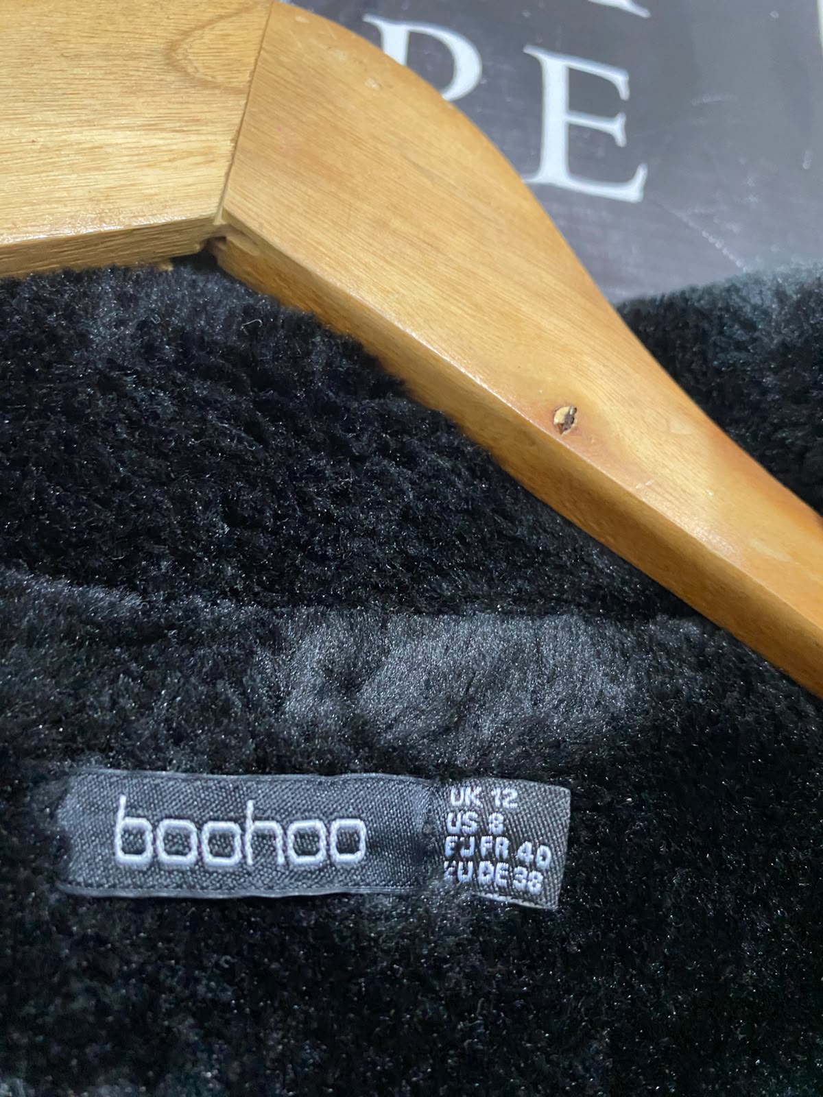BOOHOO |M| BUST 20| A36| BLACK PLUSH FAUX-FUR BELTED LONG WINTER COAT