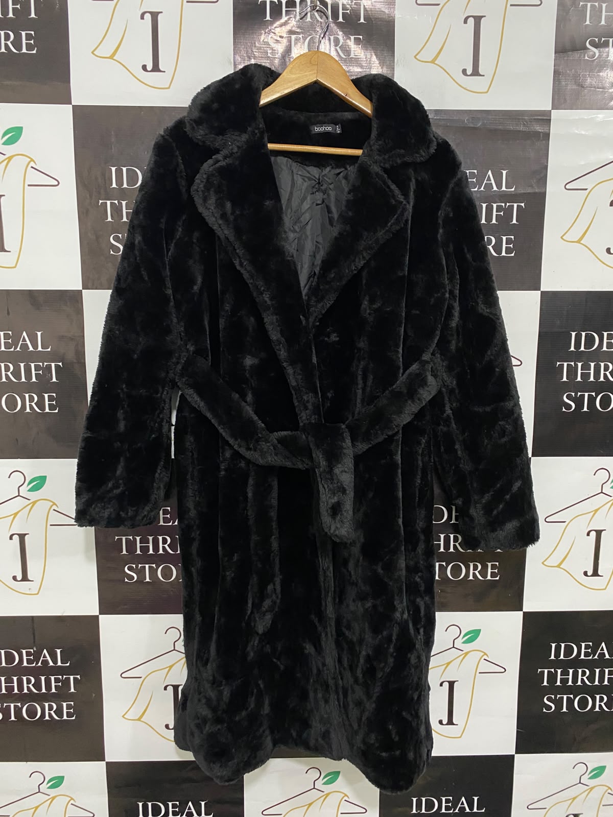 BOOHOO |M| BUST 20| A36| BLACK PLUSH FAUX-FUR BELTED LONG WINTER COAT