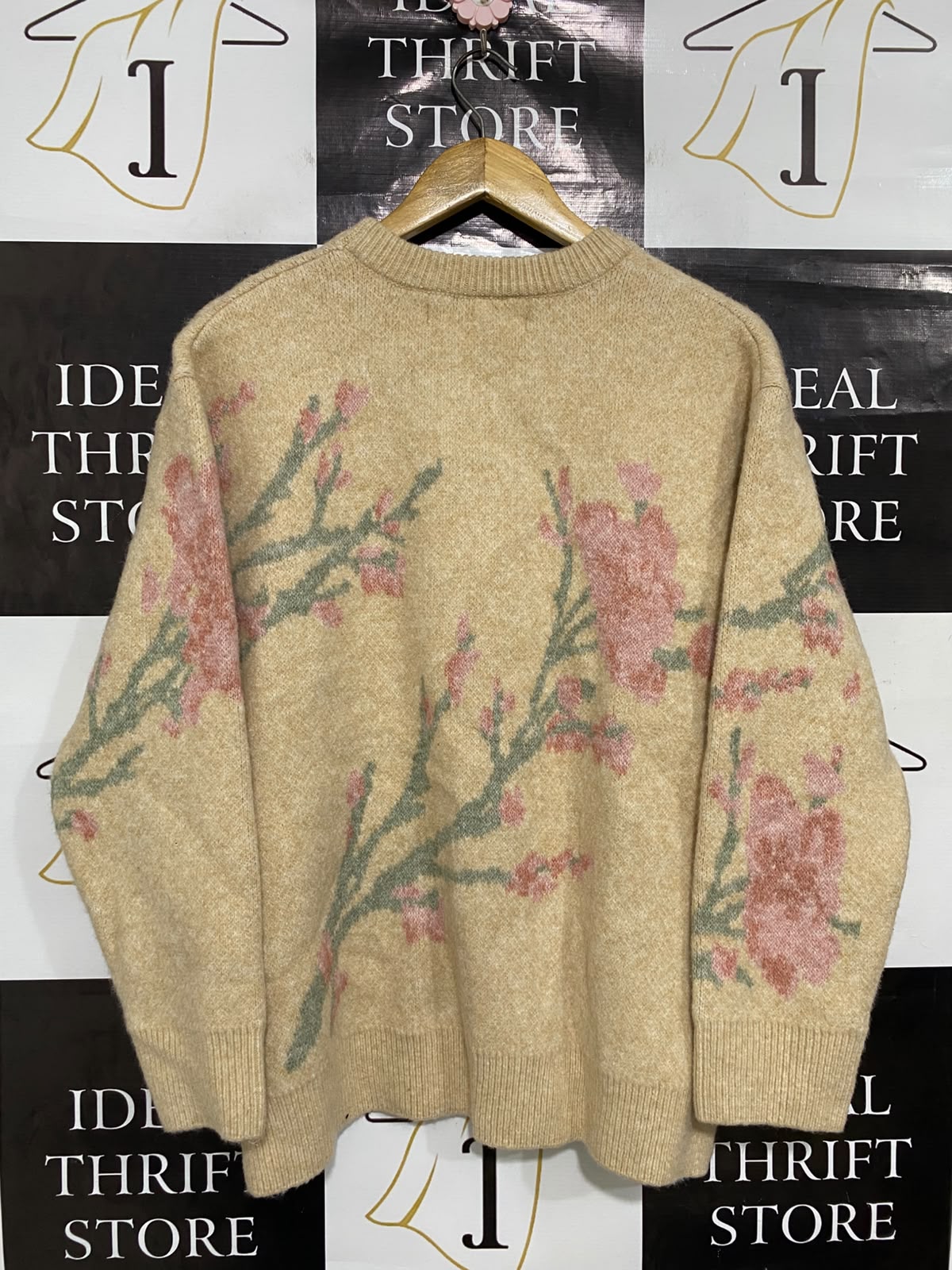 PRIMARK |M| BUST 23| A35| BEIGE CHERRY BLOSSOM INTARSIA KNIT CREW-NECK SWEATER
