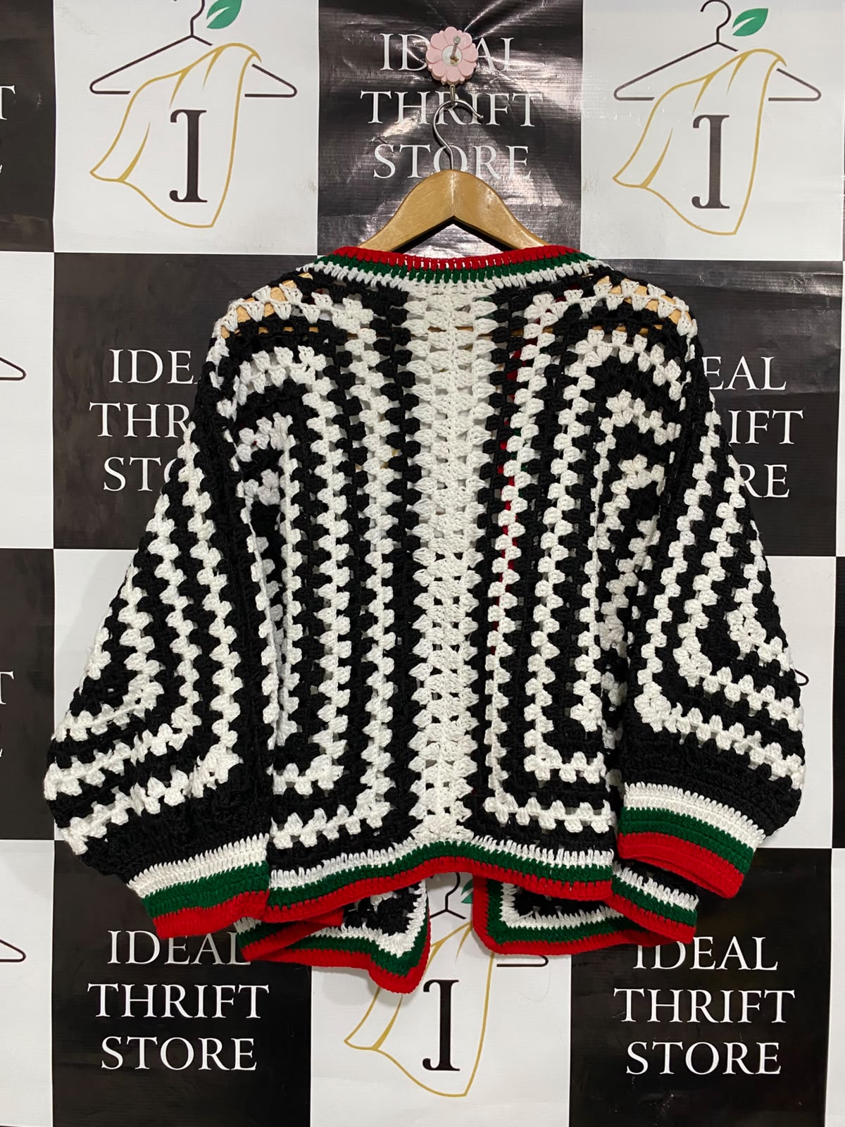 KF |S| BUST FREE| A35| BLACK & WHITE CROCHET WATERMELON POCKET CARDIGAN