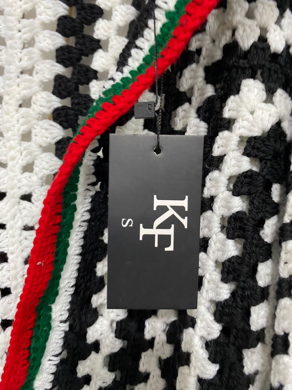 KF |S| BUST FREE| A35| BLACK & WHITE CROCHET WATERMELON POCKET CARDIGAN