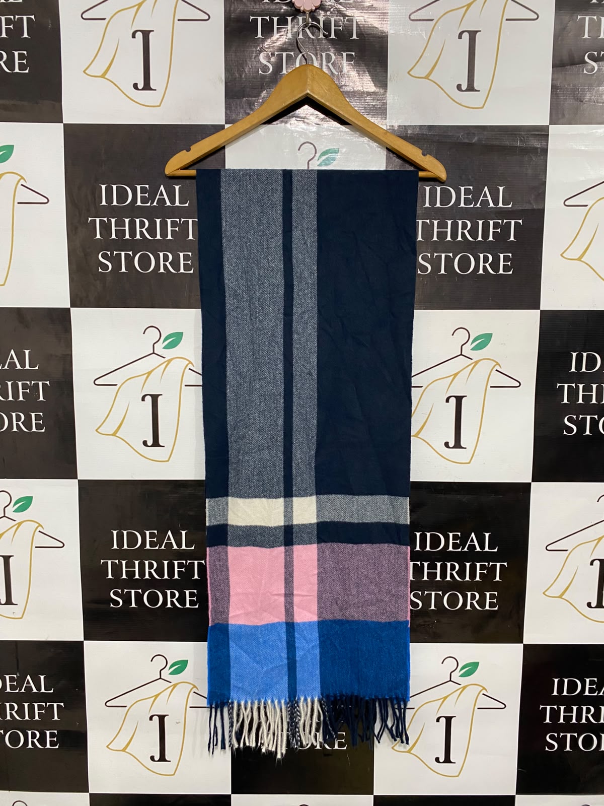 M&S NAVY BLUE COLORBLOCK PLAID WINTER SCARF WITH FRINGE