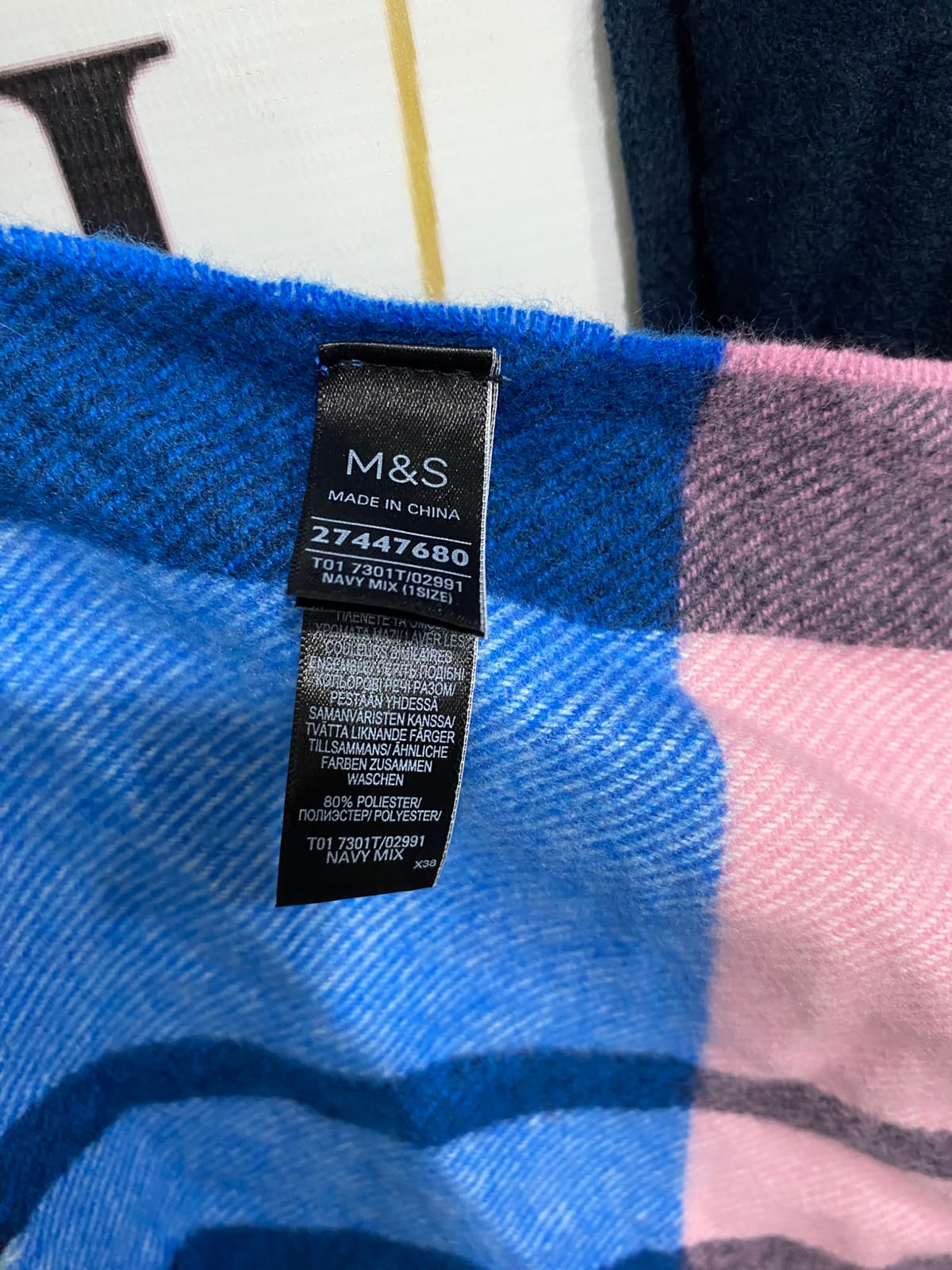 M&S NAVY BLUE COLORBLOCK PLAID WINTER SCARF WITH FRINGE