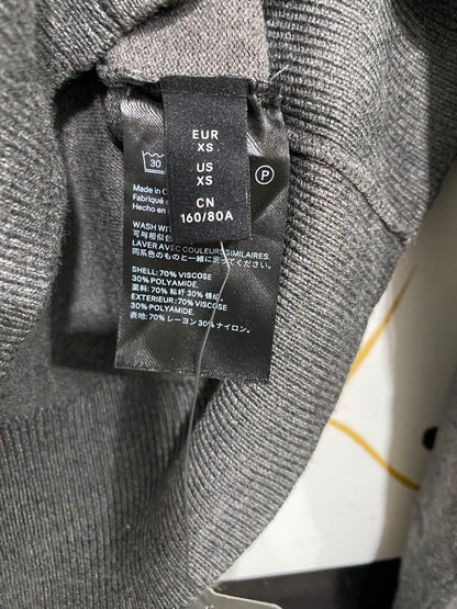 WOOLEN BLOOM |XS| BUST 17| A35| GREY CLASSIC V-NECK BUTTON-UP KNIT CARDIGAN
