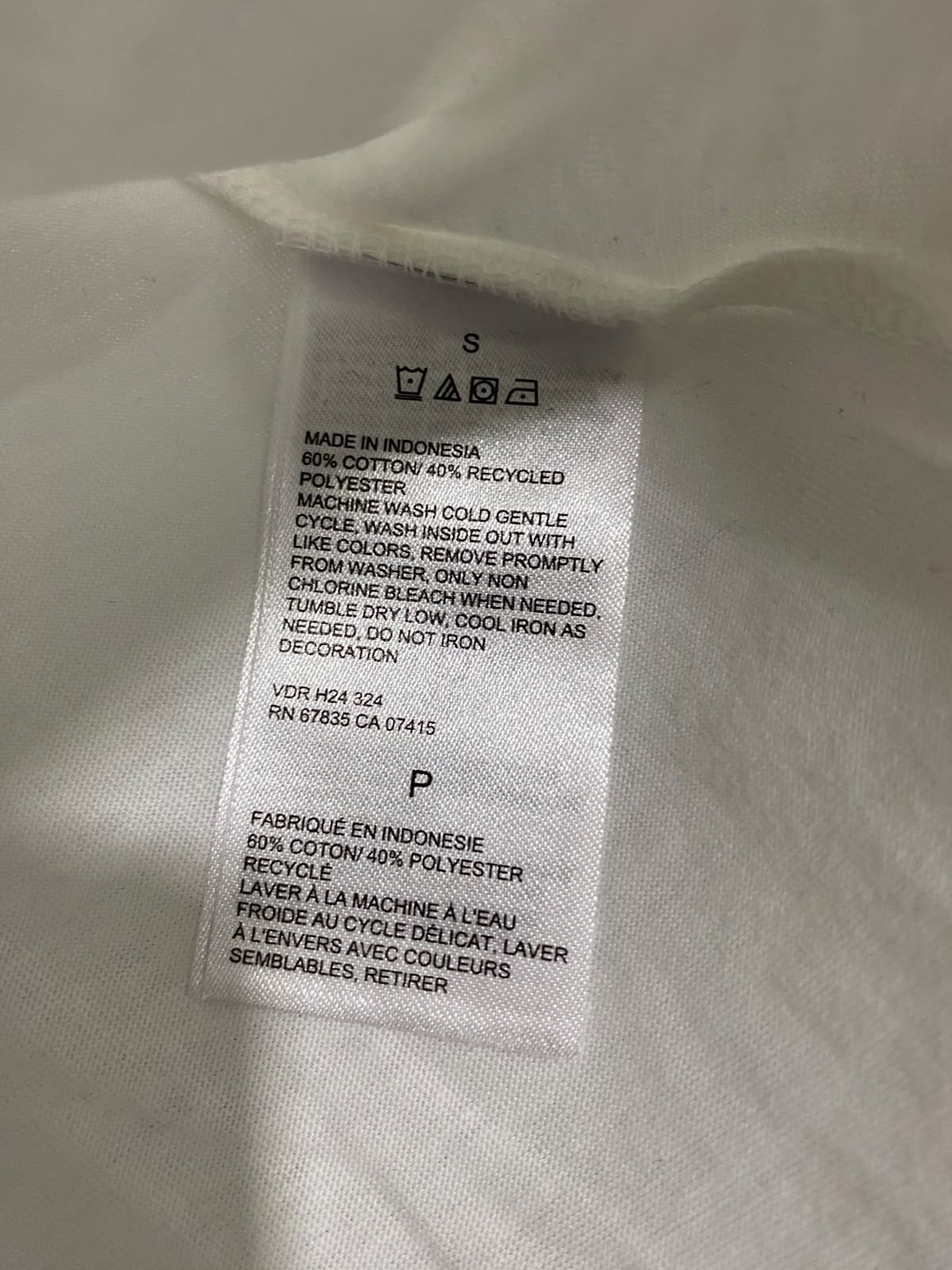 NAUTICA |S| BUST 17| A37| WHITE RHINESTONE LOGO FITTED T-SHIRT