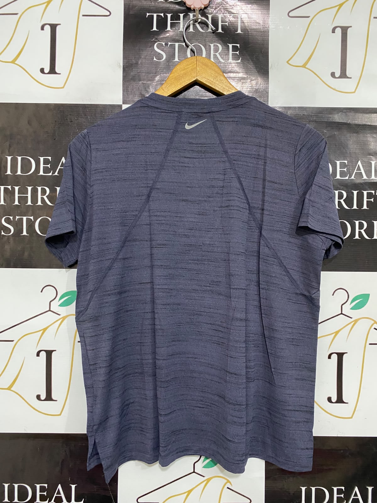 NIKE |L| BUST 19| A37| DRI-FIT GREY HEATHERED ATHLETIC RUNNING T-SHIRT