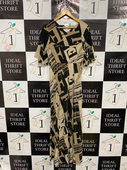 |S| BUST 16| A37| BLACK & BEIGE NEWSPAPER PRINT FLARED MIDI DRESS
