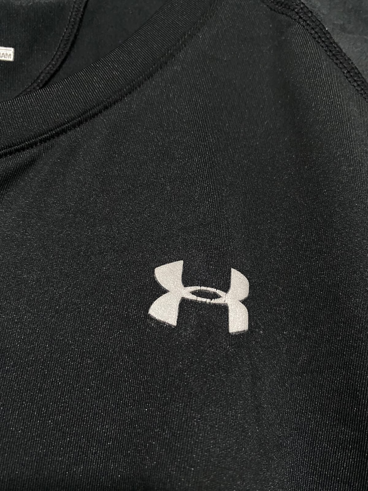 UNDER ARMOUR |XS| BUST 16| A37| CHARCOAL GREY BRAND-TAPED ATHLETIC T-SHIRT