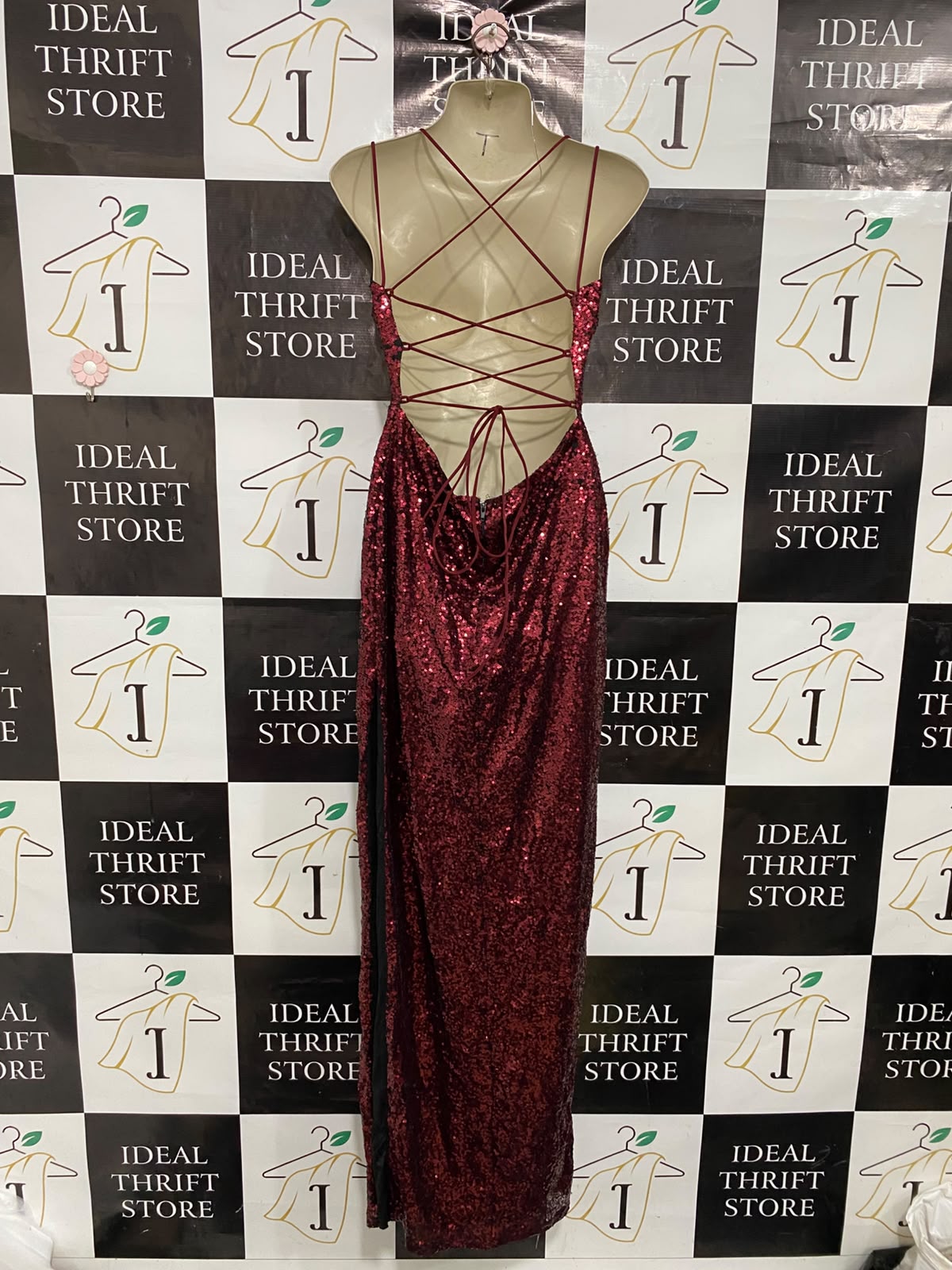 WINDSOR |S| BUST 15| A37| CRIMSON RED SEQUIN SPAGHETTI STRAP FORMAL MIDI DRESS