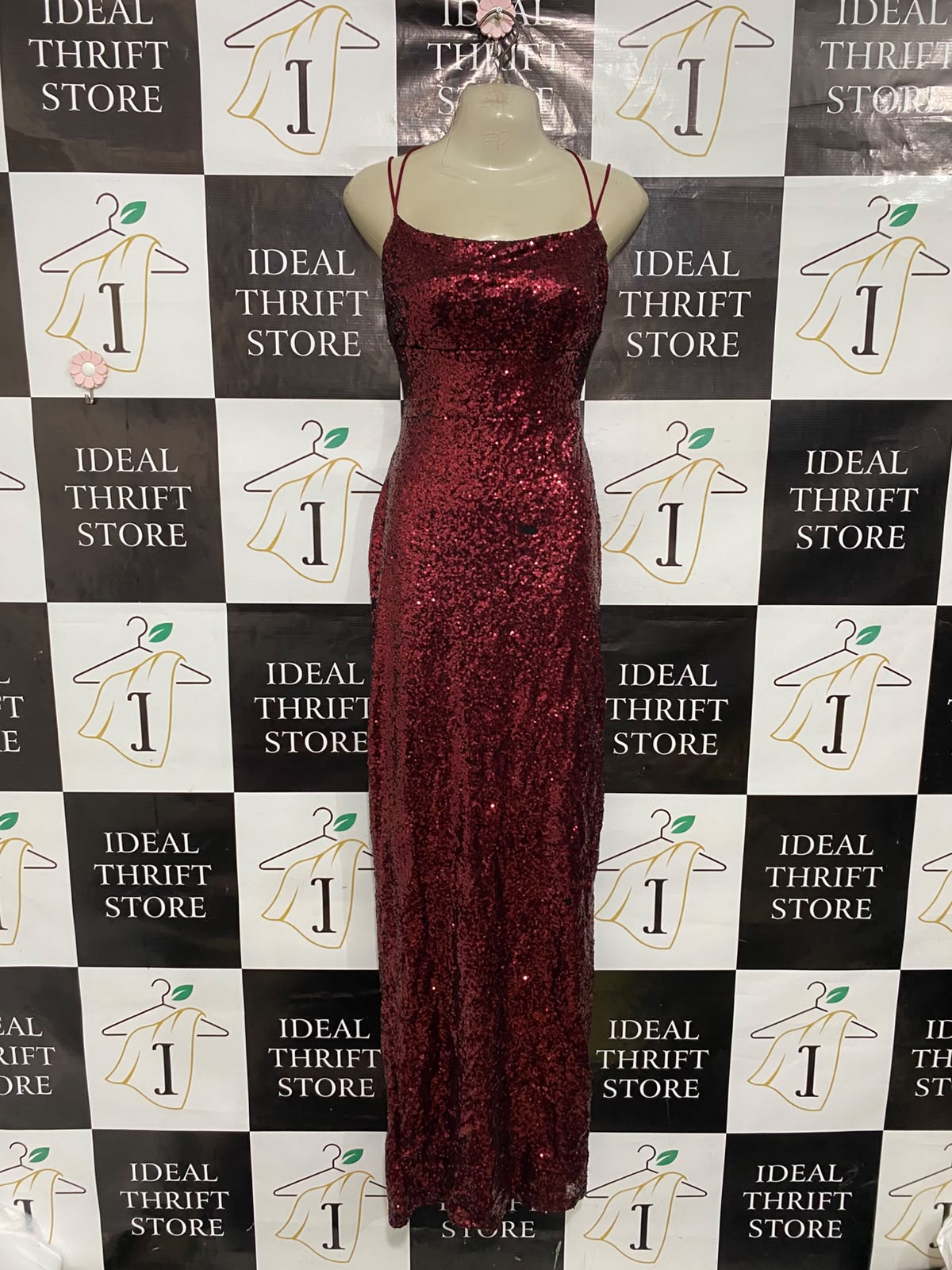 WINDSOR |S| BUST 15| A37| CRIMSON RED SEQUIN SPAGHETTI STRAP FORMAL MIDI DRESS