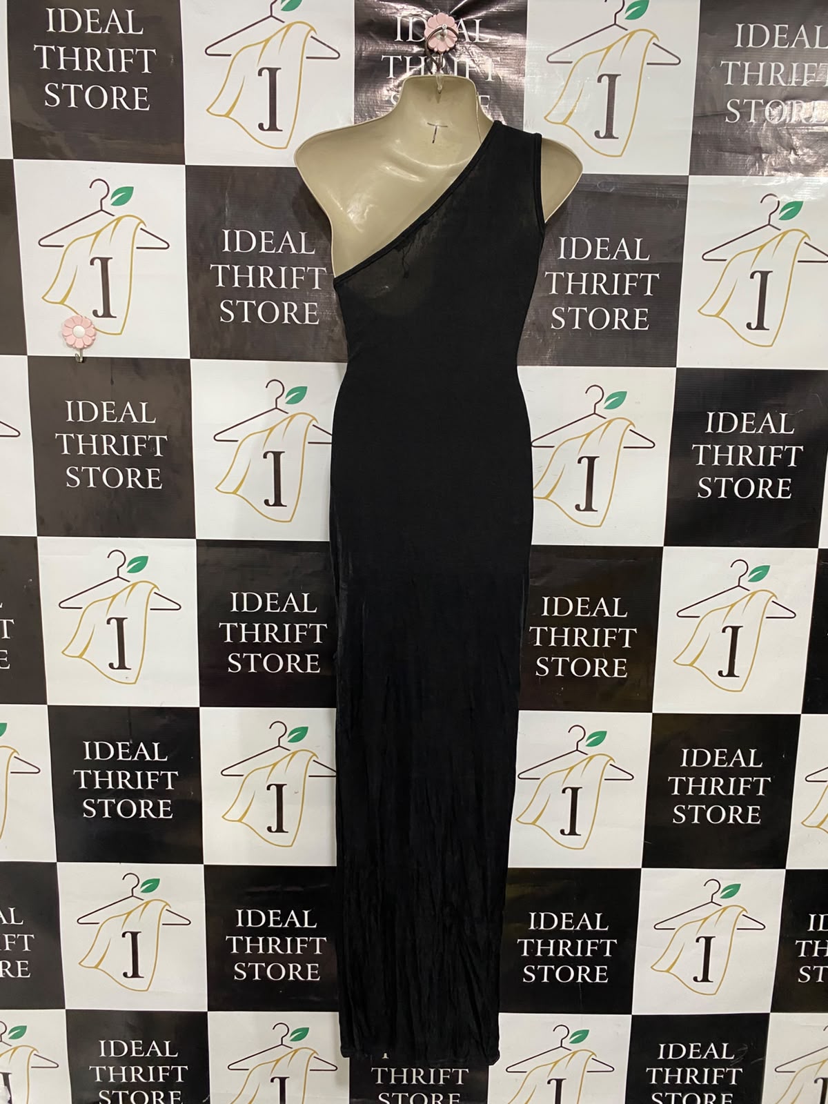 BOOHOO |S| BUST 15| A37| BLACK ONE-SHOULDER TWIST-DETAIL SLINKY FORMAL MAXI DRESS