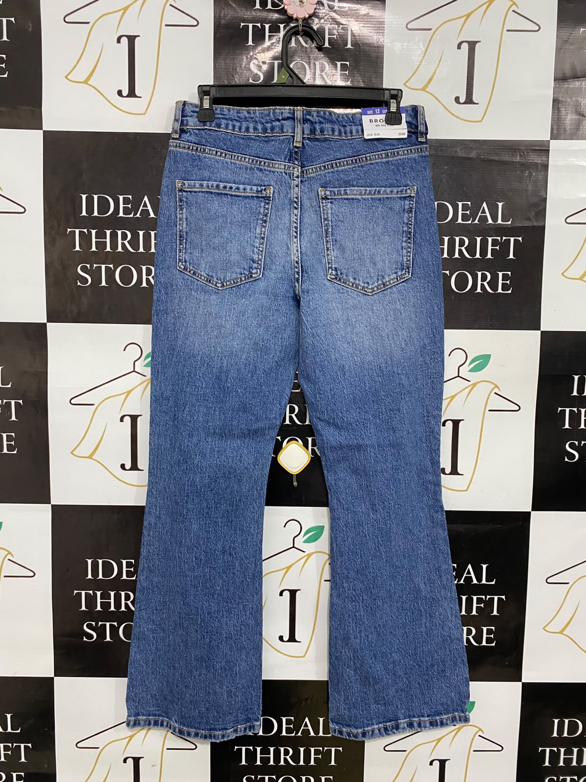 NEW LOOK |L| WAIST 30| A37| "BROOKE" MEDIUM BLUE MID-RISE FLARE DENIM JEANS