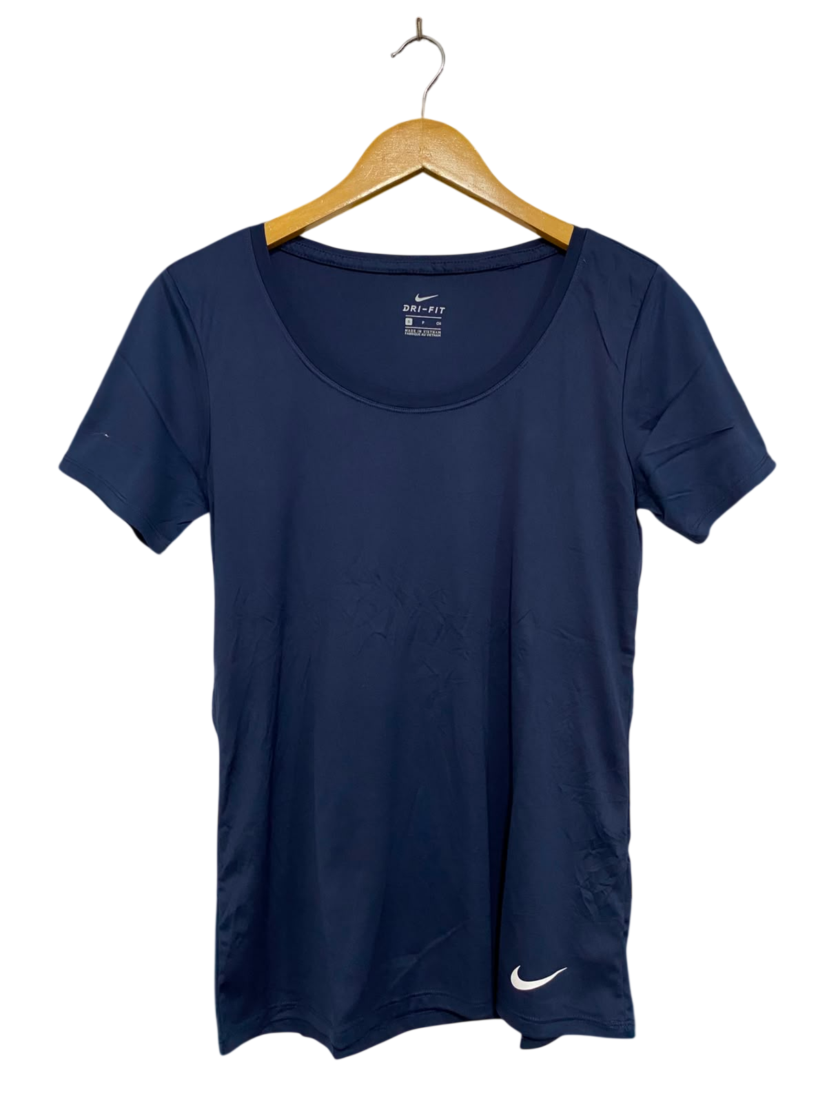 NIKE |S| BUST 17| A38| NAVY SCOOP-NECK DRI-FIT ATHLETIC T-SHIRT