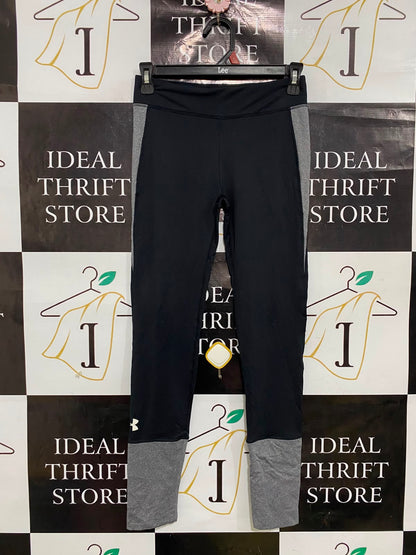 UNDER ARMOUR |XS| WAIST 24| A38| BLACK & GREY COLORBLOCK PERFORMANCE LEGGINGS