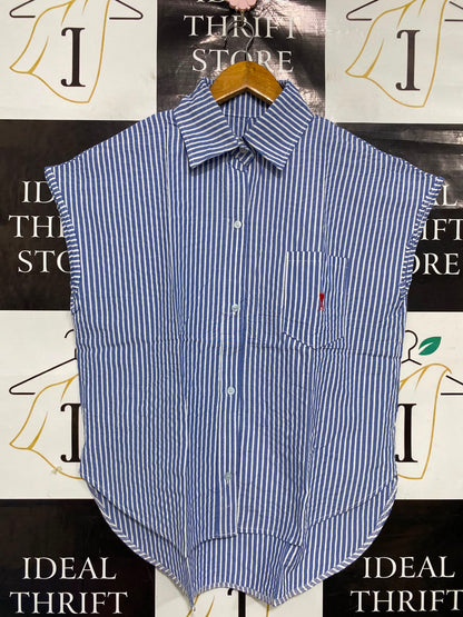 |M| BUST 22| A38| BLUE & WHITE STRIPED SLEEVELESS BUTTON-DOWN SHIRT
