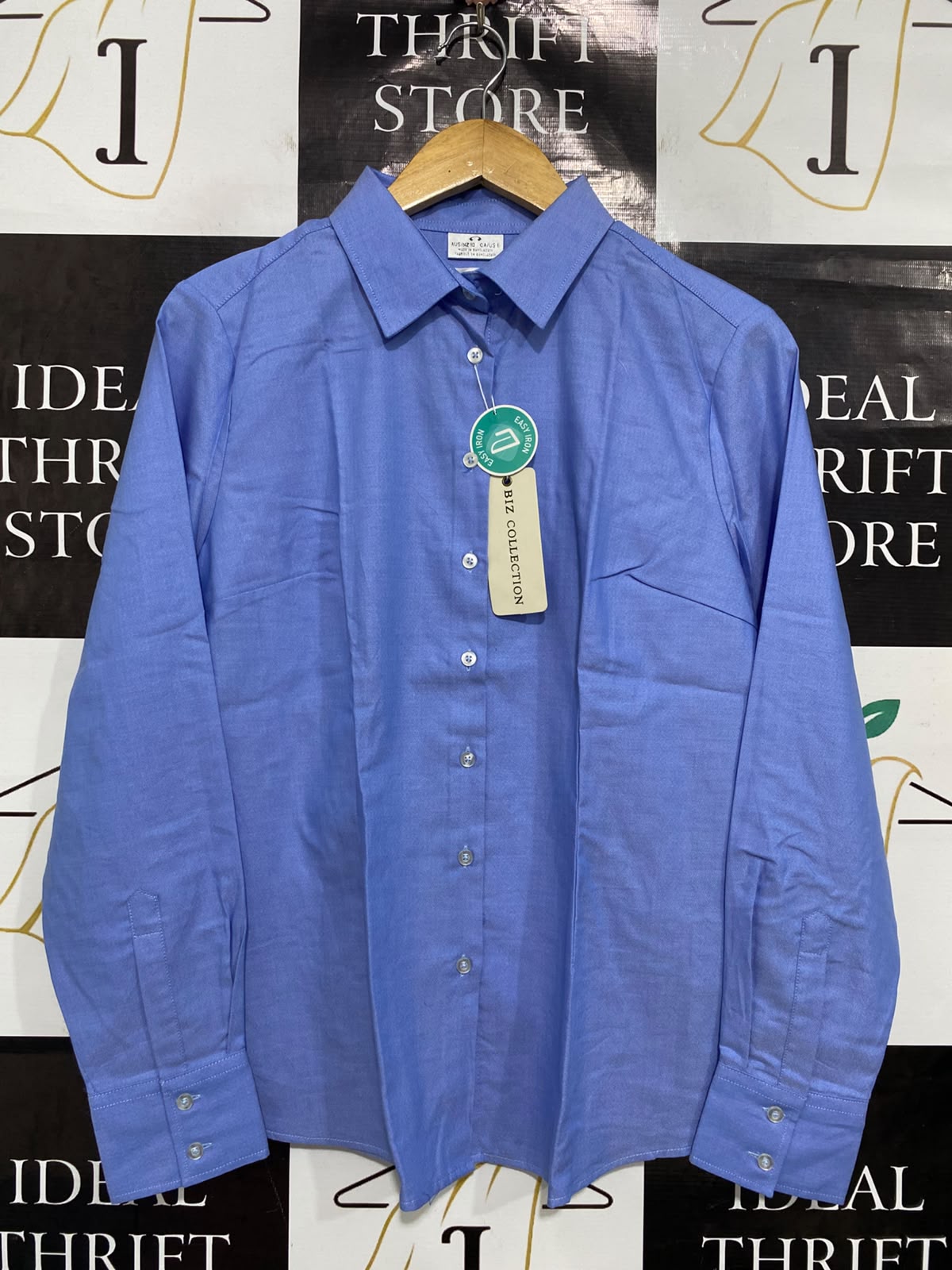 BIZ COLLECTION |M| BUST 19| A38| PERIWINKLE BLUE LONG-SLEEVE BUTTON-DOWN SHIRT