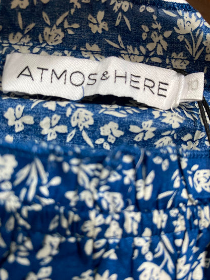 ATMOS & HERE |M| BUST 19| A38| ROYAL BLUE & WHITE FLORAL SQUARE-NECK PUFF-SLEEVE BLOUSE