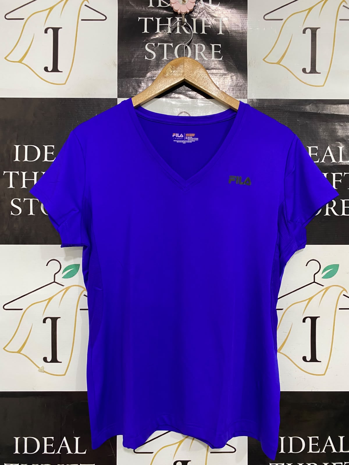 FILA |XL| BUST 20| A38| ROYAL BLUE V-NECK ATHLETIC PERFORMANCE T-SHIRT