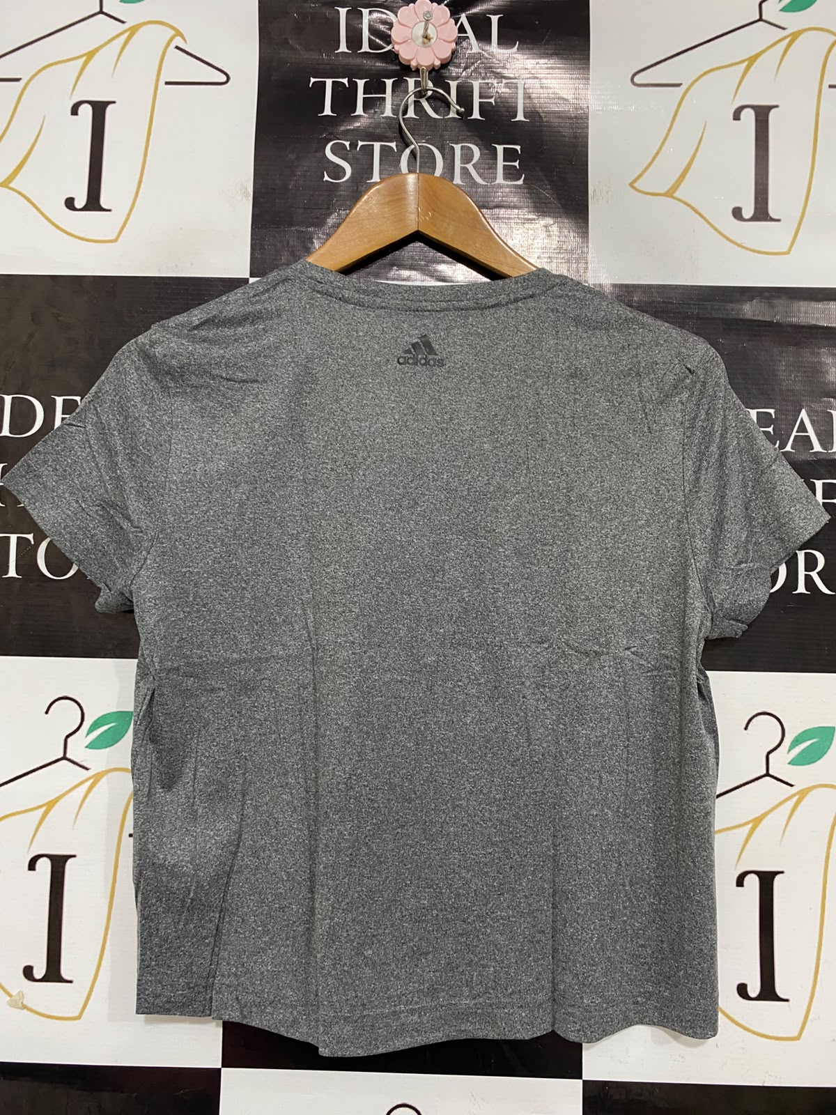 ADIDAS |S| BUST 18| A38| GREY STUDDED LOGO ATHLETIC CROP T-SHIRT