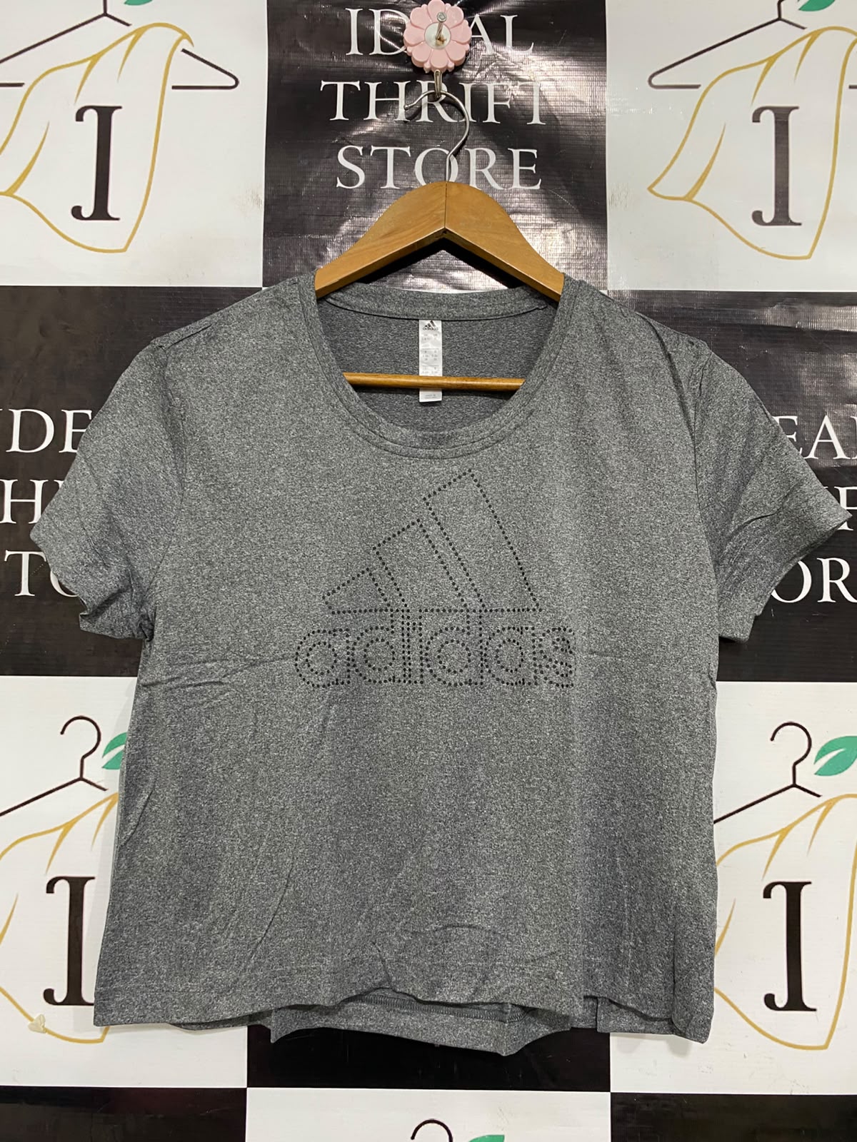 ADIDAS |S| BUST 18| A38| GREY STUDDED LOGO ATHLETIC CROP T-SHIRT