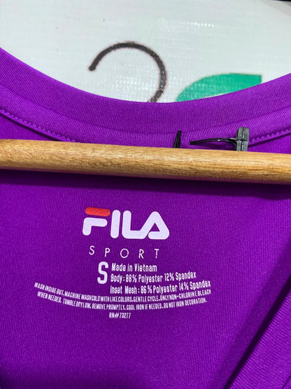 FILA |S| BUST 15| A38| PURPLE V-NECK ATHLETIC PERFORMANCE T-SHIRT