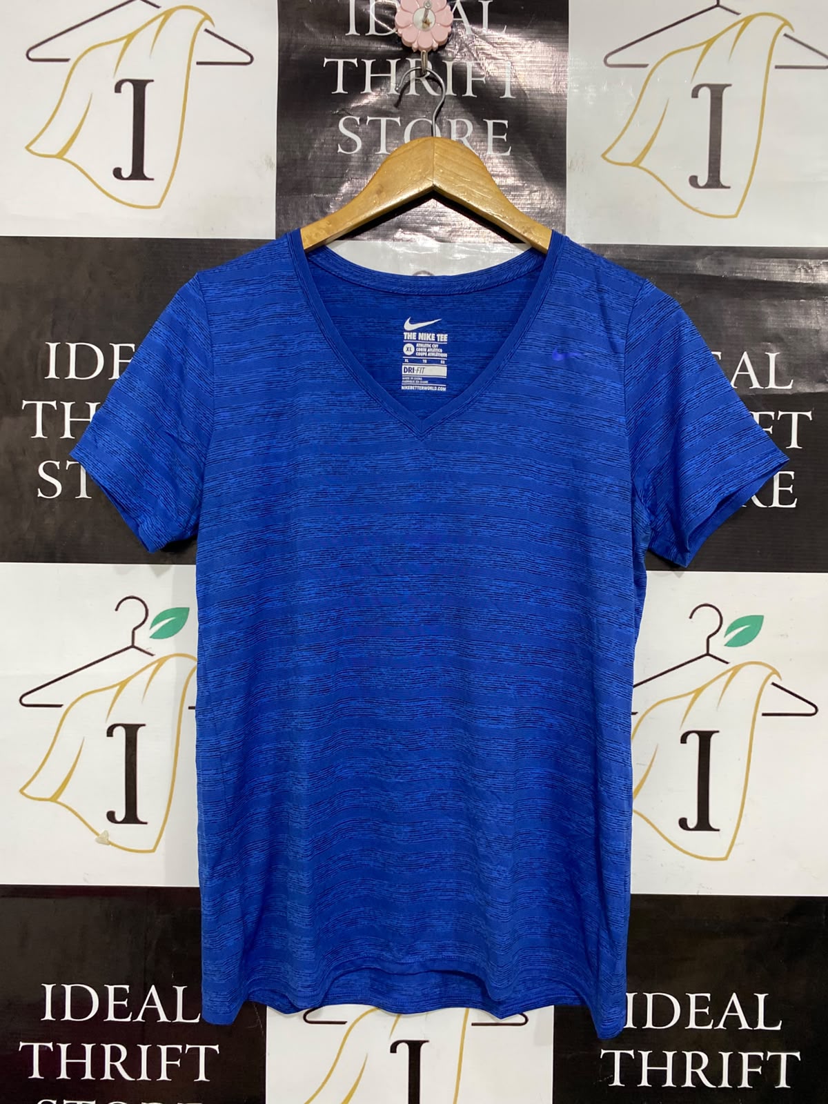NIKE |XL| BUST 19| A38| BLUE HEATHER DRI-FIT V-NECK ATHLETIC T-SHIRT
