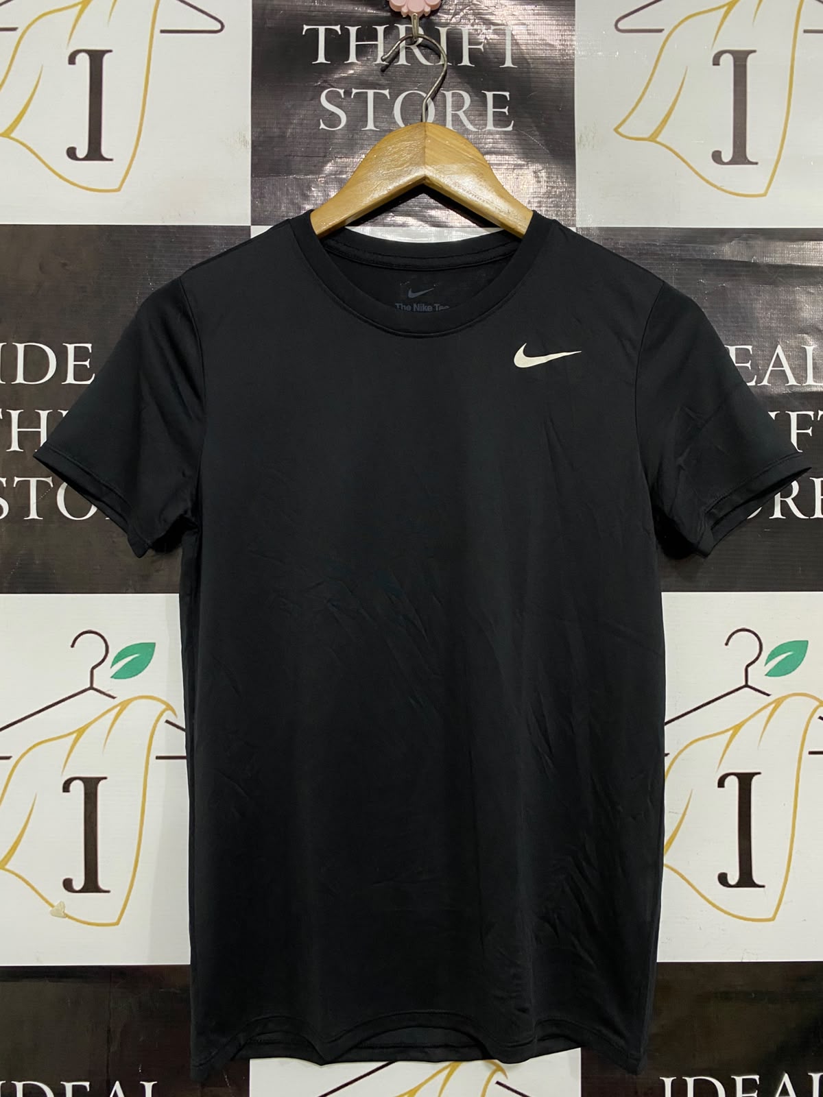 NIKE |S| BUST 17| A38| CLASSIC BLACK DRI-FIT ATHLETIC T-SHIRT