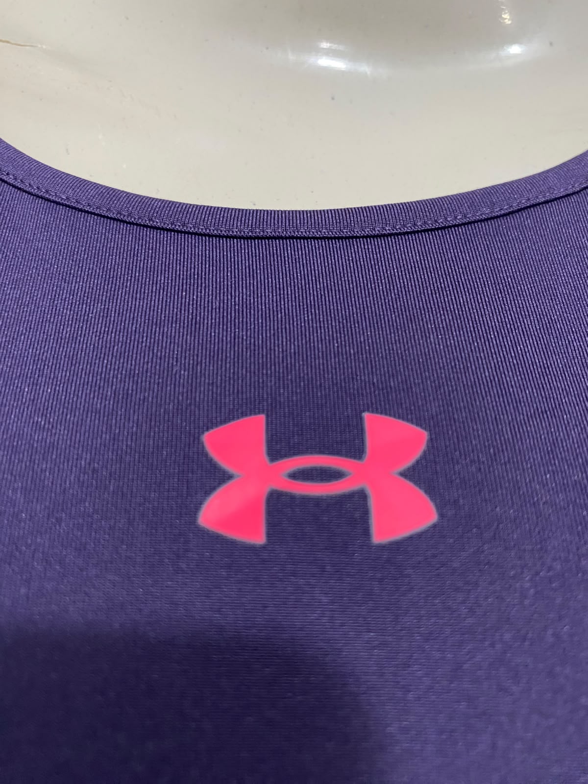 UNDER ARMOUR |M| BUST 16| A38| PURPLE & NEON PINK ATHLETIC CROP TANK TOP