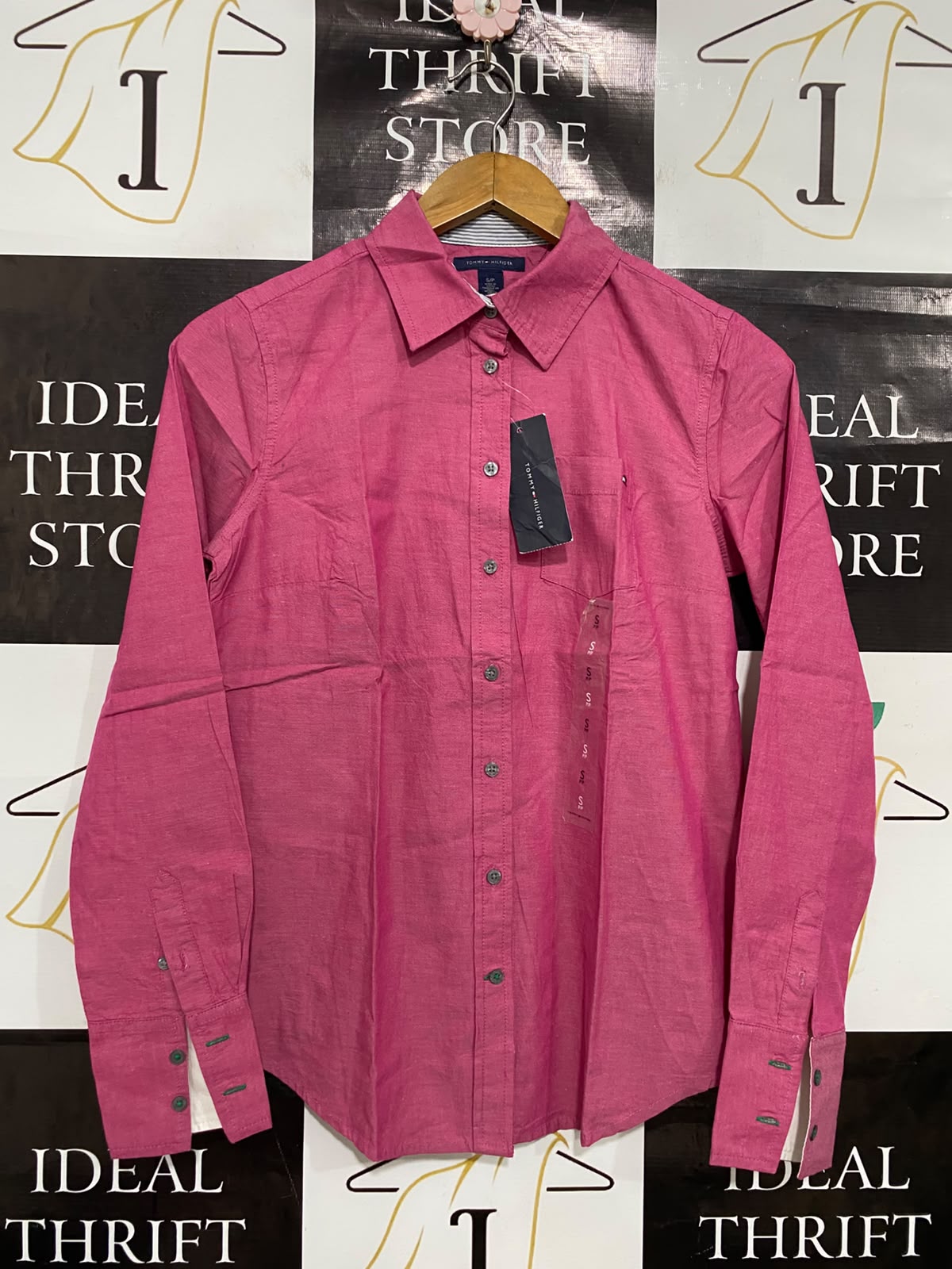 TOMMY HILFIGER |S| BUST 17| A38| HOT PINK BUTTON-DOWN LONG-SLEEVE SHIRT