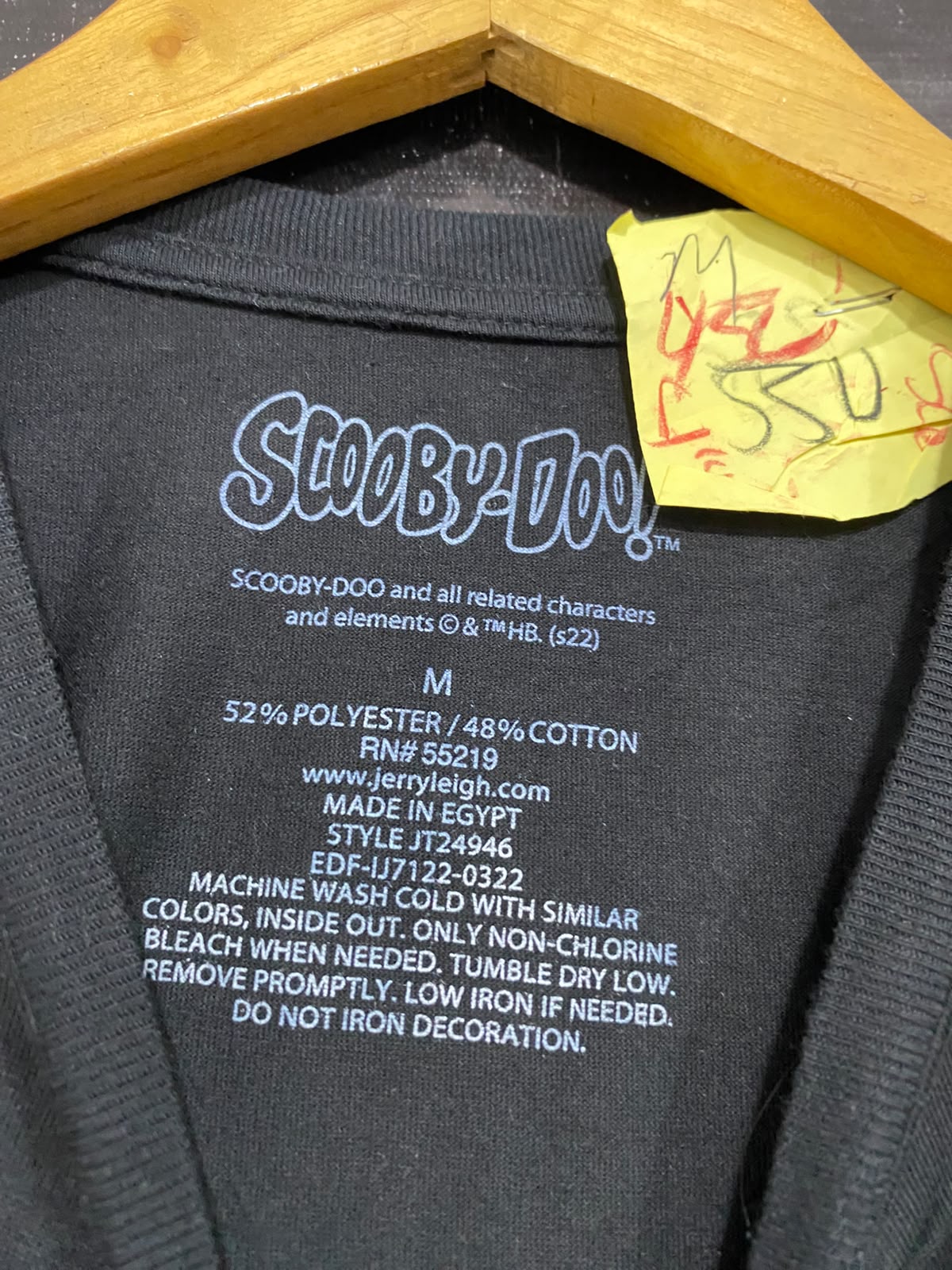 SCOOBY DOO |M| BUST 19| A38| BLACK PSYCHEDELIC GRAPHIC T-SHIRT