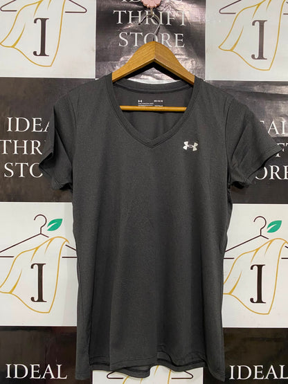 UNDER ARMOUR |M| BUST 17| A38| CHARCOAL GREY HEATGEAR V-NECK ATHLETIC T-SHIRT