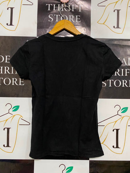 ARMANI EXCHANGE |S| BUST 15| A38| BLACK METALLIC GOLD-ACCENT LOGO V-NECK T-SHIRT