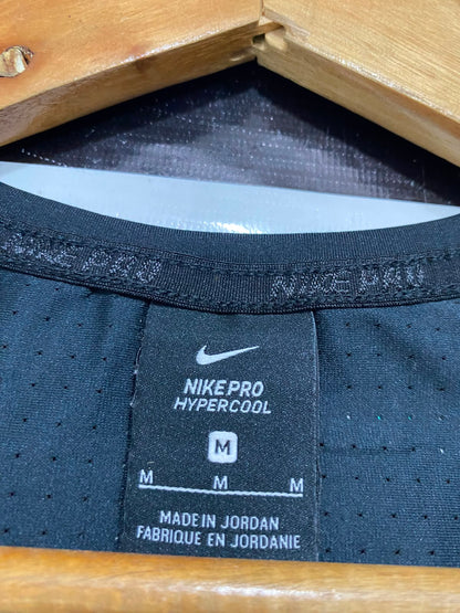 NIKE |M| BUST 16| A38| BLACK PRO HYPERCOOL MESH-PANEL ATHLETIC T-SHIRT