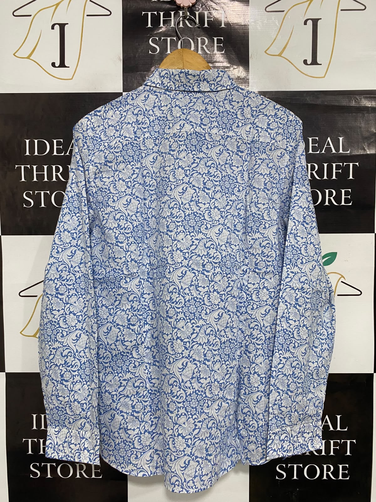 SPORTS CRAFT |M| BUST 22| A38| BLUE & WHITE FLORAL PRINT BUTTON-DOWN LONG-SLEEVE SHIRT