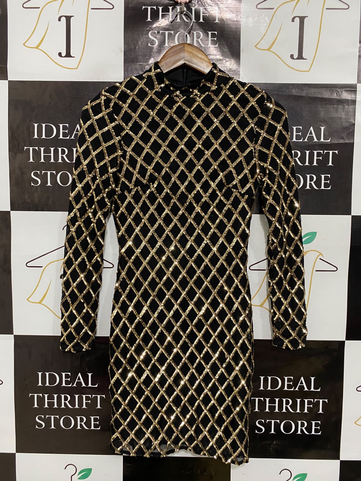 QUIZ |S| BUST 14| A38| BLACK & GOLD LATTICE SEQUIN HIGH-NECK LONG-SLEEVE MINI DRESS