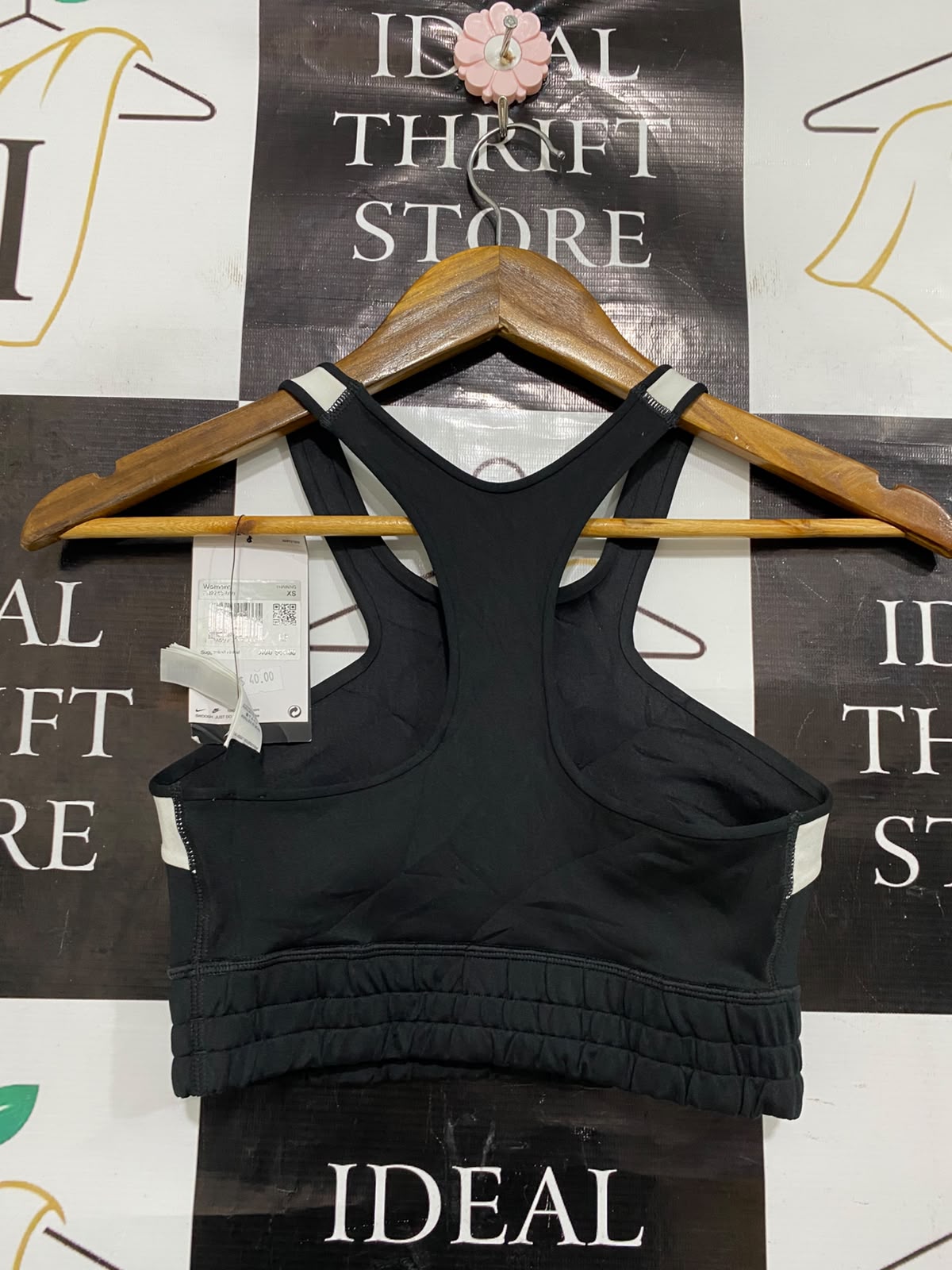 NIKE |XS| BUST 11| A37| BLACK & OFF-WHITE COLORBLOCK PATCH LOGO SPORTS BRA