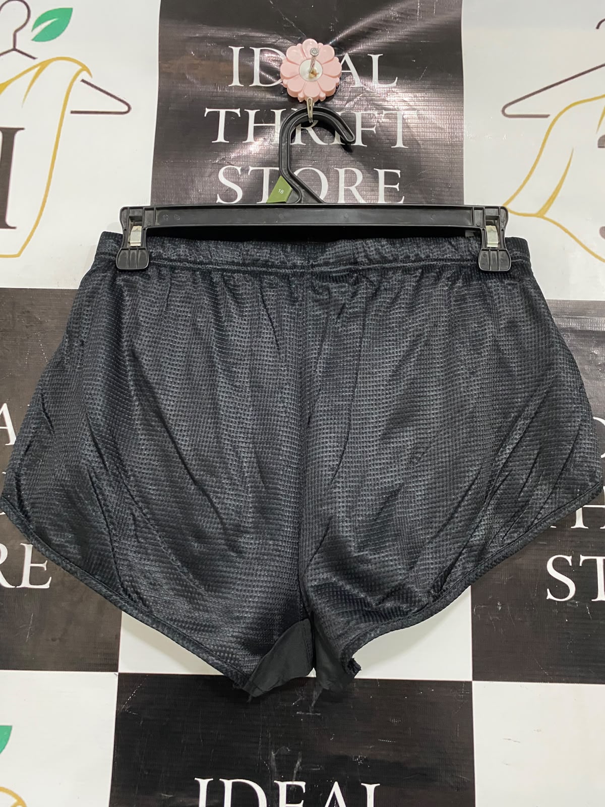 NIKE |S| WAIST 26| A37| BLACK & WHITE SWOOSH PERFORMANCE RUNNING SHORTS