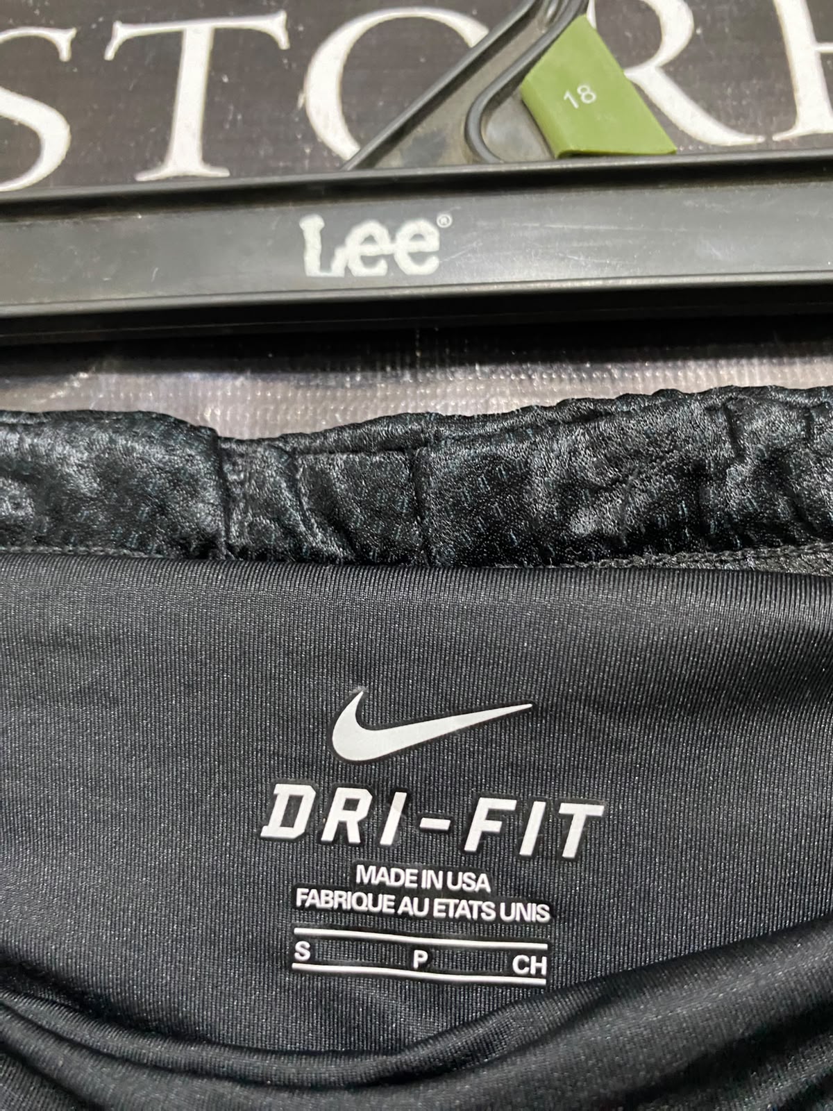 NIKE |S| WAIST 26| A37| BLACK & WHITE SWOOSH PERFORMANCE RUNNING SHORTS