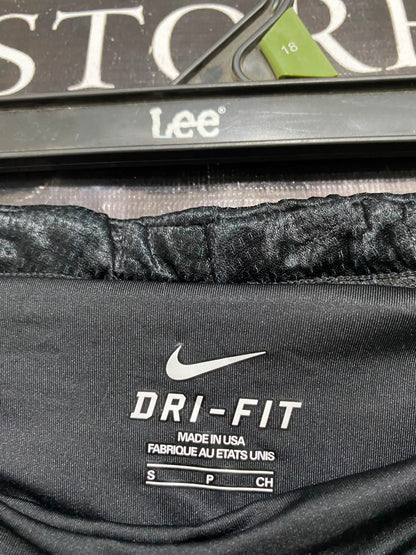 NIKE |S| WAIST 26| A37| BLACK & WHITE SWOOSH PERFORMANCE RUNNING SHORTS